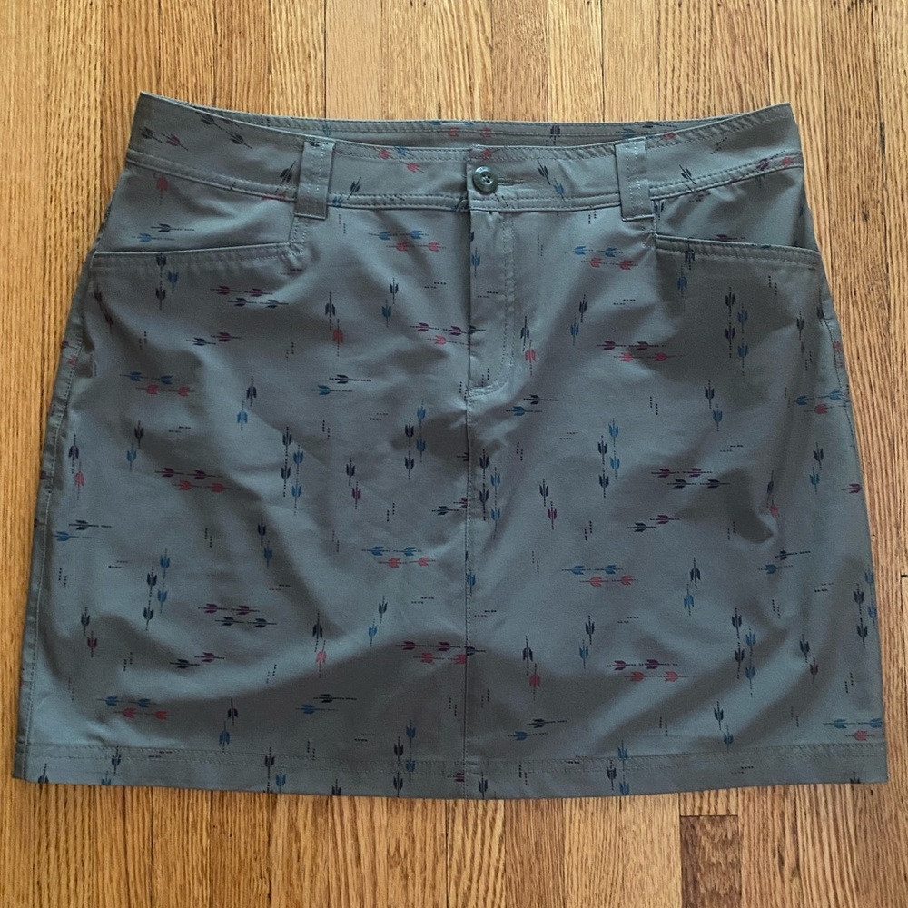 Sz 12 Eddie Bauer Skort